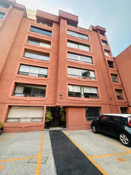 Departamento De Dos Niveles. Viaducto Tlalpan 1105