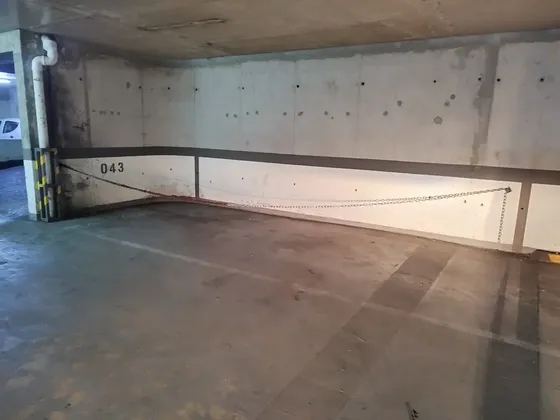 Se Vende Estacionamiento, Cercano Metro Santa Ana