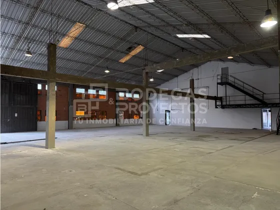 Bodega Disponible Para Arriendo En Medellín 