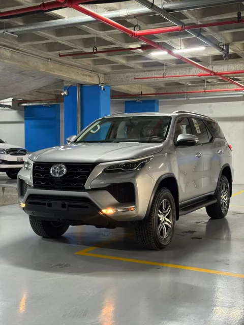 Toyota Fortuner Exr