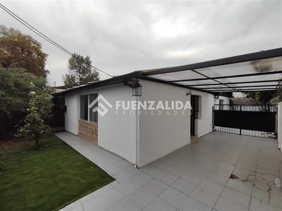 Casa En Venta De 3 Dorm. En Ñuñoa