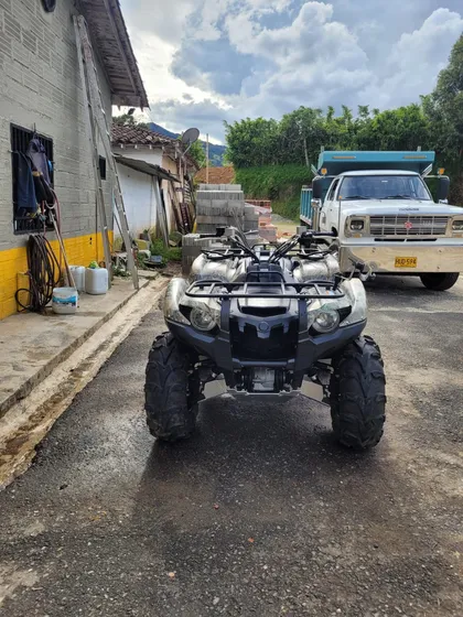 Cuatrimoto Yamaha Grizzly 700 Año 2014,496 Horas