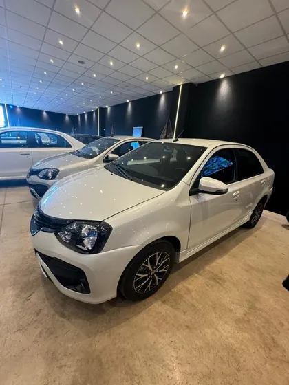 Toyota Etios 1.5 Sedan Xls