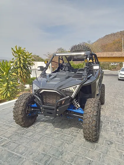 Razer Polaris 1000 Pro 2022 Con 50 Km, Sonido, Luces Led