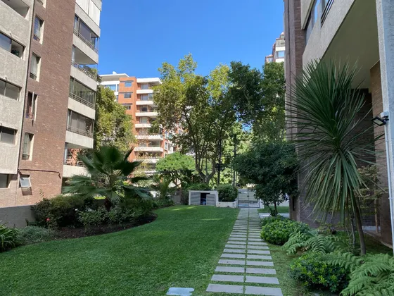 Arriendo Dpto 3d 2b Con Terraza En El Corazón De Providencia