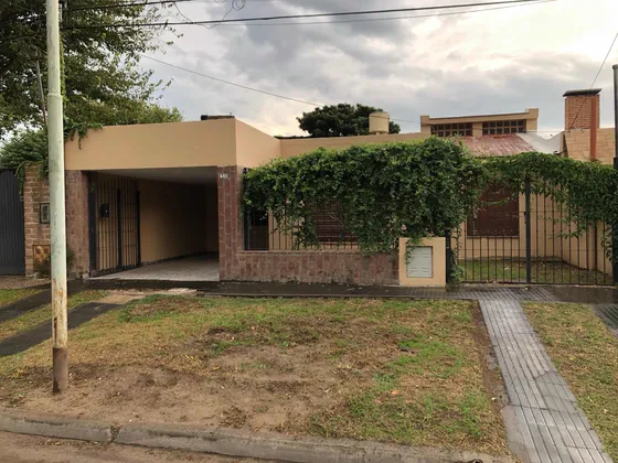 Venta! Casa De 4 Habitaciones En Banda Norte