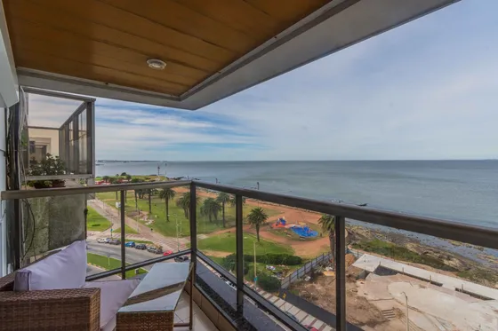 Venta Apartamento 3 Dormitorios Punta Carretas Con Cochera
