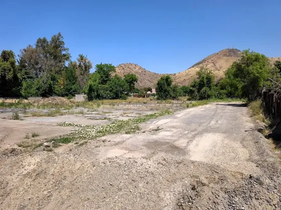 Terreno En San Bernardo, Av. America / Nogales, 2.280 M2.