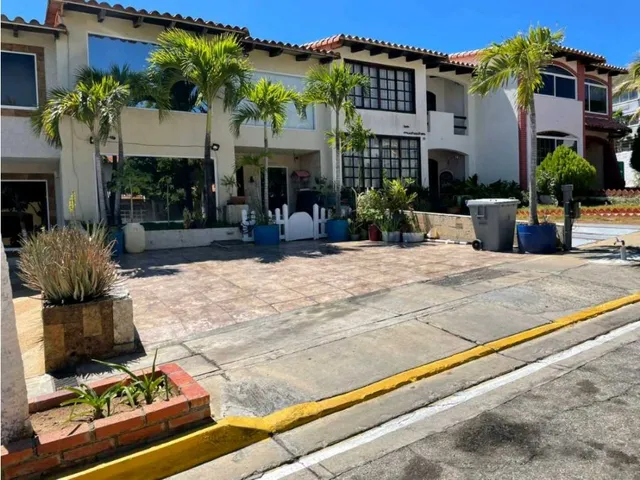 Casa Tipo Town House Agua Marina Country Club Urb Paraiso 2 Pampatar