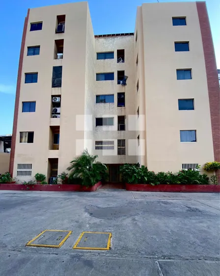 Apartamento En Venta. Resd. San Miguel
