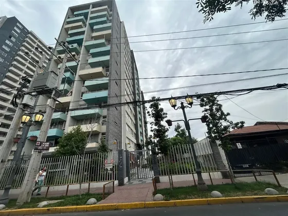 Departamento En Arriendo De 2 Dorm. En La Cisterna