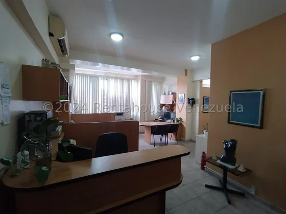 *al/gran Oportunidad! Oficina En Venta  Barquisimeto, Centro  Lara, Venezuela/ Arnaldo López /#  25-4173  $ /68.8 M² 