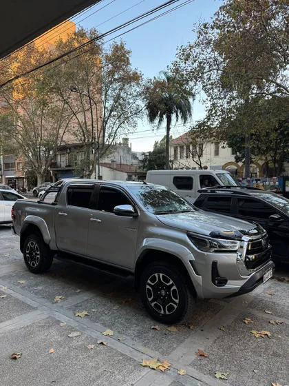 Toyota Hilux Srx 204cv 4x2 At