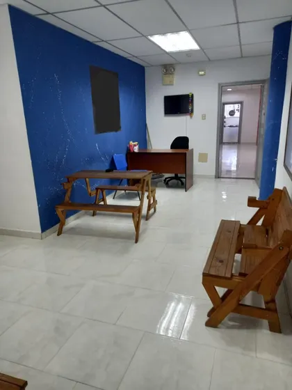 En Alquiler Oficina En Cc San Nicandro Los Guayos Carabobo 53-09