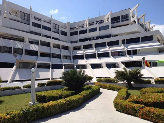 Century21 Vende Apartamento En Edificio Con Marina Privada