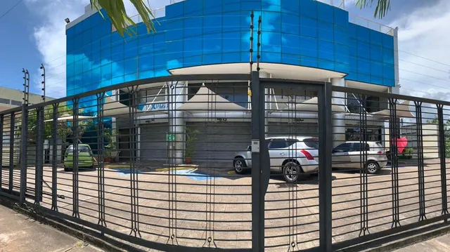 Se Alquila Oficina Centro Comercial Las Rocas
