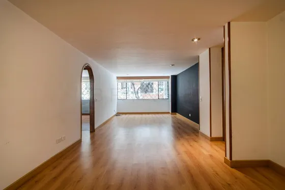 Apartamento En Venta En Chico Norte. Cod V5936
