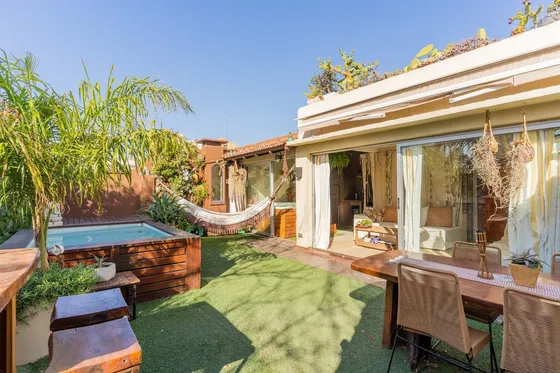 Venta Ph 3 Amb C/ Cochera Y Terraza- Monte Castro