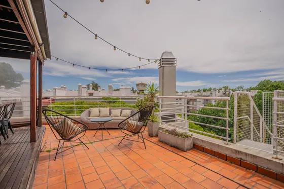 En Venta. El Talar De Martinez. 3 Ambs. Quincho Y Terraza Propios. Cochera.