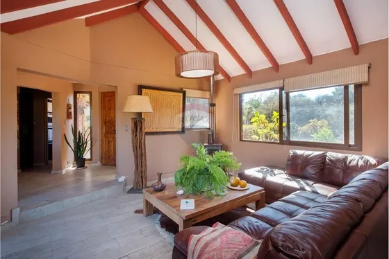 Hermosa Casa En Mantagua/camino Dumiño
