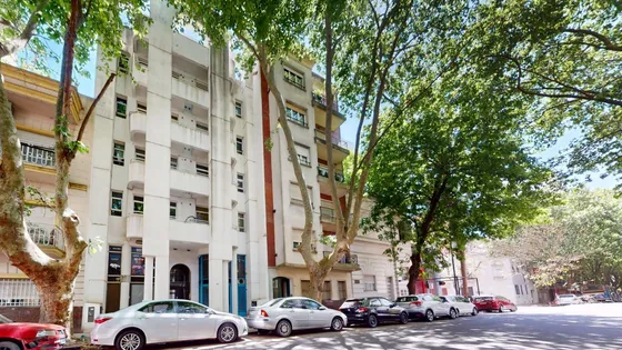 54 Entre 4 Y 5 La Plata - Departamento De 4 Dormitorios  En  Venta