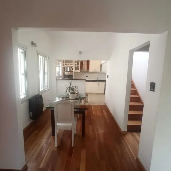 Casa  En Venta En Tigre, 2 Dormitorios, 2 Baños, Toillete, Parrilla Y Quincho