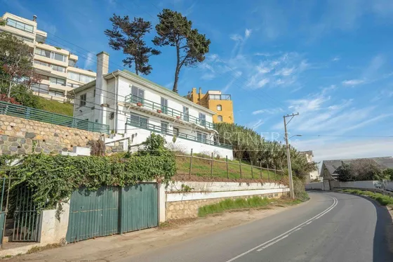 Casa En Primera Linea Y Una Vista Insuperable 