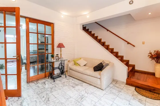 Casa Dúplex  En Venta En Santos Lugares, Tres De Febrero, G.b.a. Zona Oeste