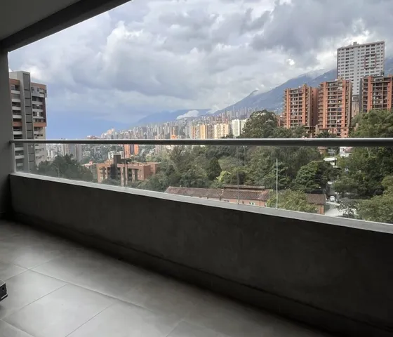 Apartamento En Venta En Exclusiva Urbanización Las Brujas Envigado