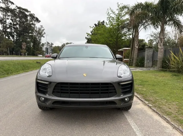 Porsche Macan 2.0 252cv