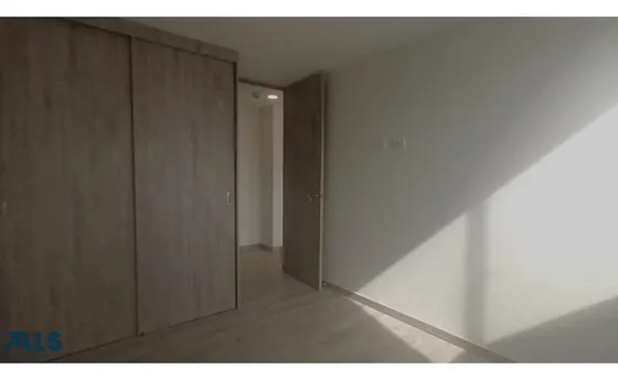 Apartamento Para *estrenar* En Cabañas - Bello(mls#246698)