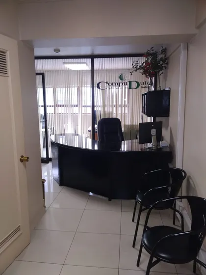 Oficina Central En Arriendo