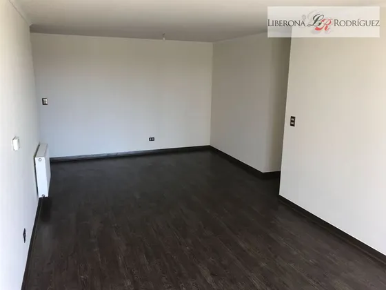 Departamento En Venta Sector Oriente De Viña
