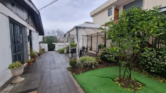 Venta De Casa Con Gran Patio