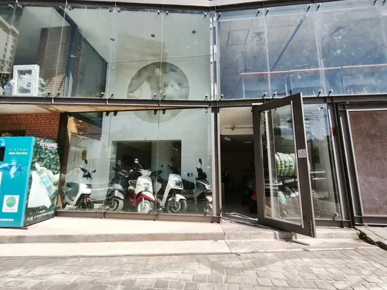 Local Habilitado Av Francisco Bilbao Sin Gastos Comunes