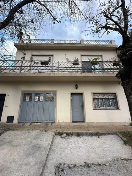 Casa Ph En Venta 5 Ambientes En El Palomar, Morón. Bs As.-
