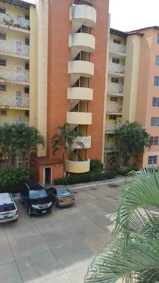 Se Vende Apto De 2 Habitaciones, Parque Neverí Barcelona Anzoátegui
