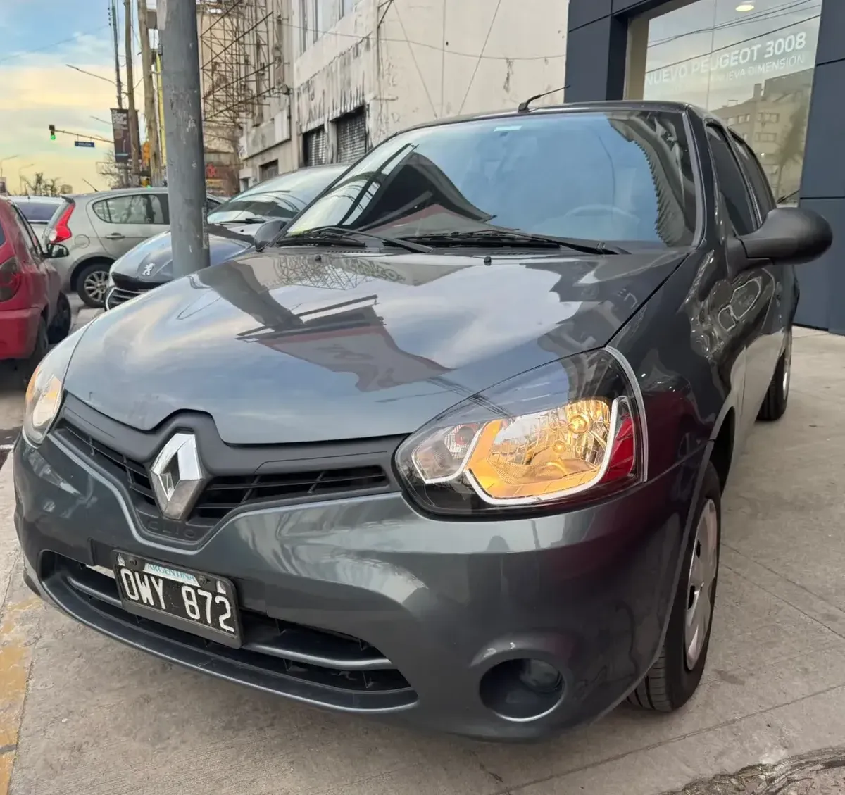 Renault Clio 1.2 Mio Confort Abs Abcp