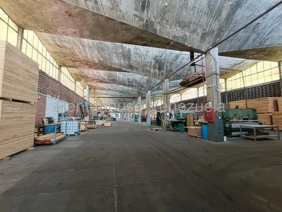 Galpón / Depósito Alquler Baruta Mls - 25-23795