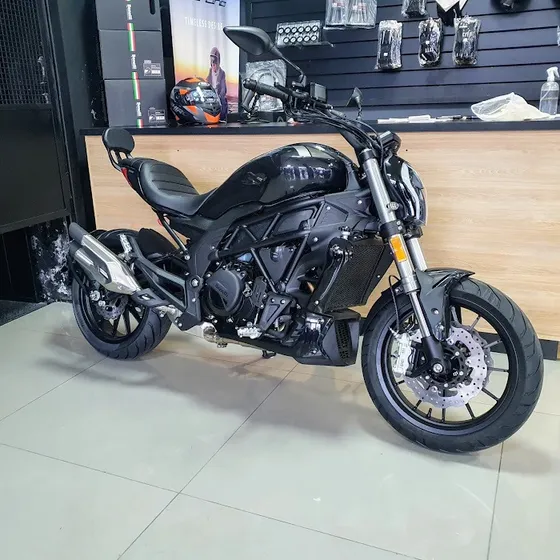Benelli 502c - Año 2023 0km - Consultá Contado!