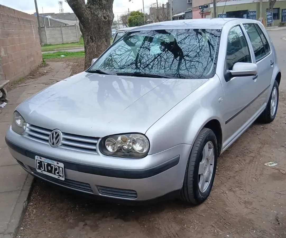 Volkswagen Golf 1.6 Comfortline