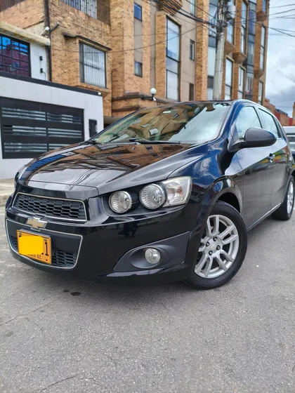 Chevrolet Sonic 1.6 Lt 5 P
