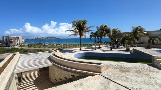 La Casa De La Cima De La Colina De Puerta De Hierro En Playa Moreno