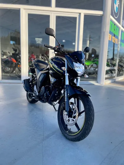 Yamaha Fz-s 150 Fi Como Nueva!!
