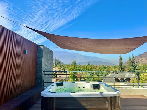 Duplex Con Jacuzzi / 3 Dorm + 3 Baños + Servicio 