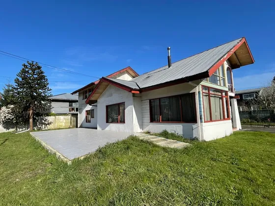 Casa En Arriendo En Centro De Puerto Varas