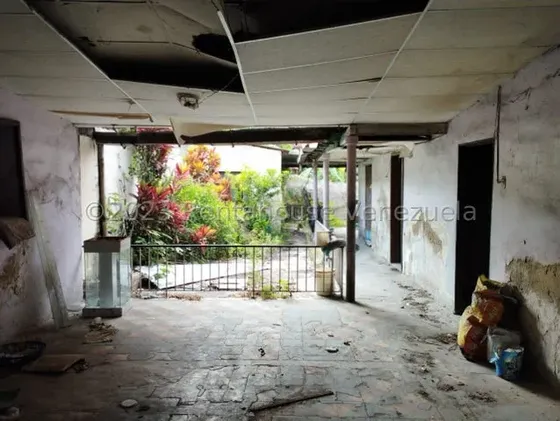 Venta Fabuloso Terreno De 288 Metros Cuadrados En La Mejor Zona Comercial Del Centro De Barquisimeto,lara Rc