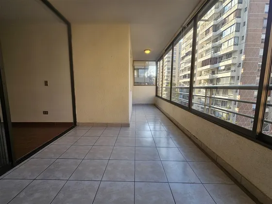 Departamento En Venta De 4 Dorm. En Las Condes