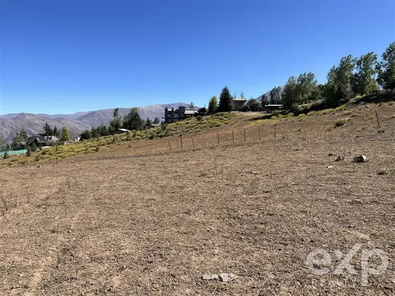 Terreno Con Vista Privilegiada Y Alto Potencial En Farellone