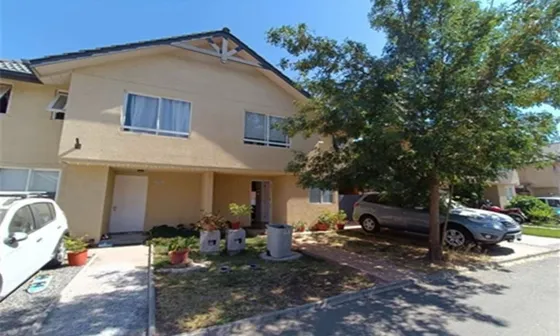 Se Vende Casa 3 Dormitorios En Laguna Norte, Valle Grande